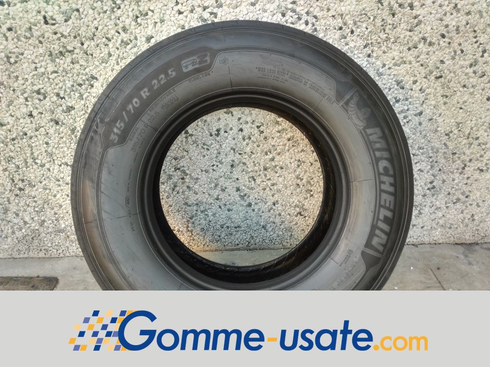 Thumb Michelin Gomme Usate Michelin 315/70 R22.5 156/150L X Line Energy (9.43mm) Riscolpite pneumatici usati Estivo_1